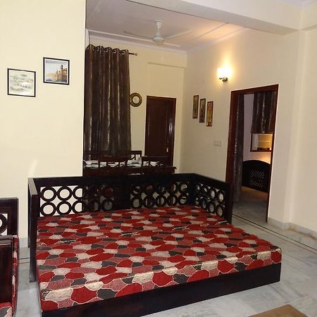 Tulsian Guest House & Apartments 자이푸르 객실 사진