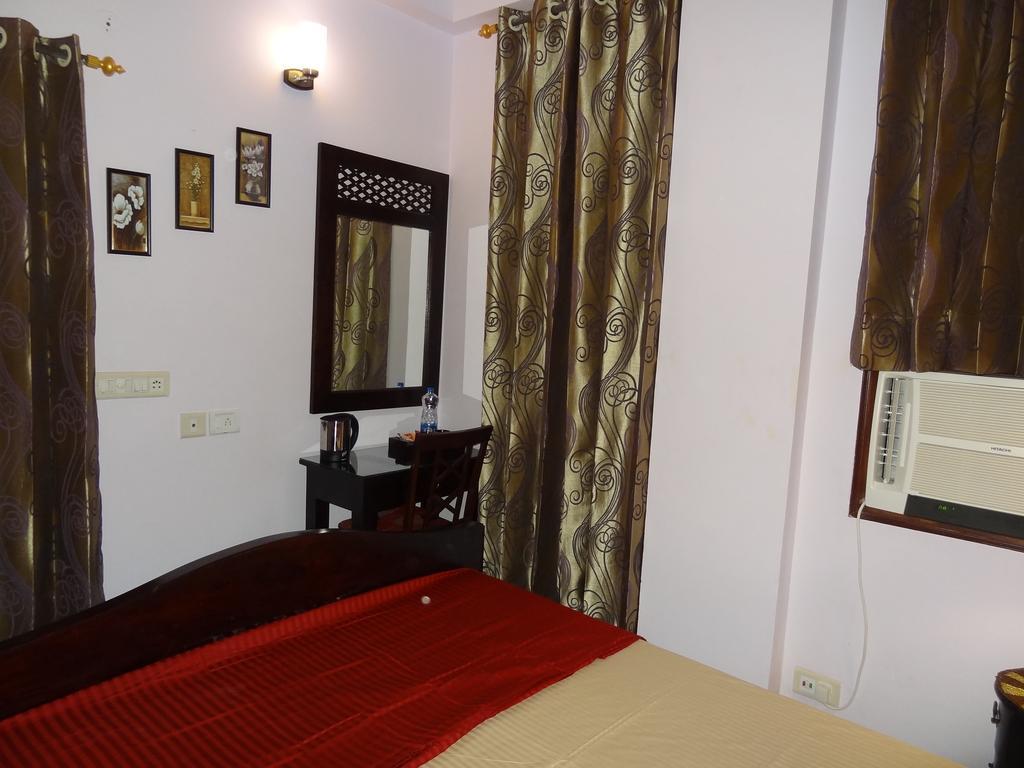 Tulsian Guest House & Apartments 자이푸르 객실 사진